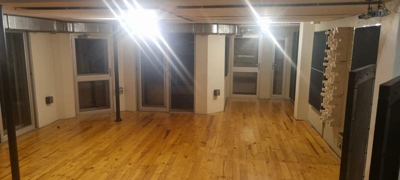 To Let commercial Property for Rent in Mowbray Western Cape